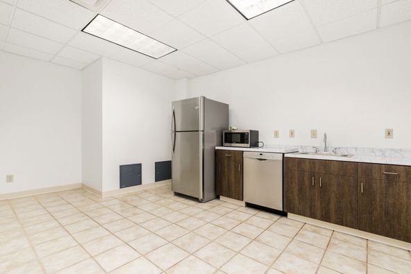 Individual offices or suites for lease: 4100 Horizons Dr, Columbus, OH 43220